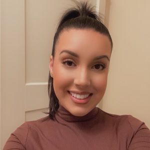 Meet your Posher, Jenny